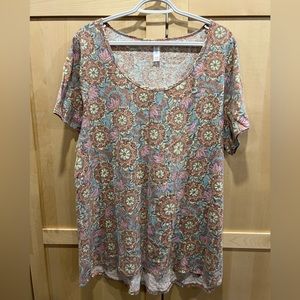 Lularoe Classic Tee